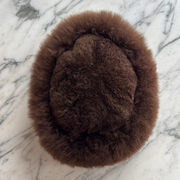 Premium Baby Alpaca Fur Hat made in Peru, brown, L size around 22.5” diameter. - Picture 3 of 6